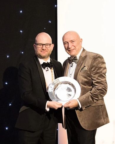 Sheffield Assay Office | Gary Wroe of Hockley Mint receives 2025 NAJ Chair's Award